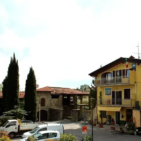 Attico Da Maria * Polpenazze del Garda